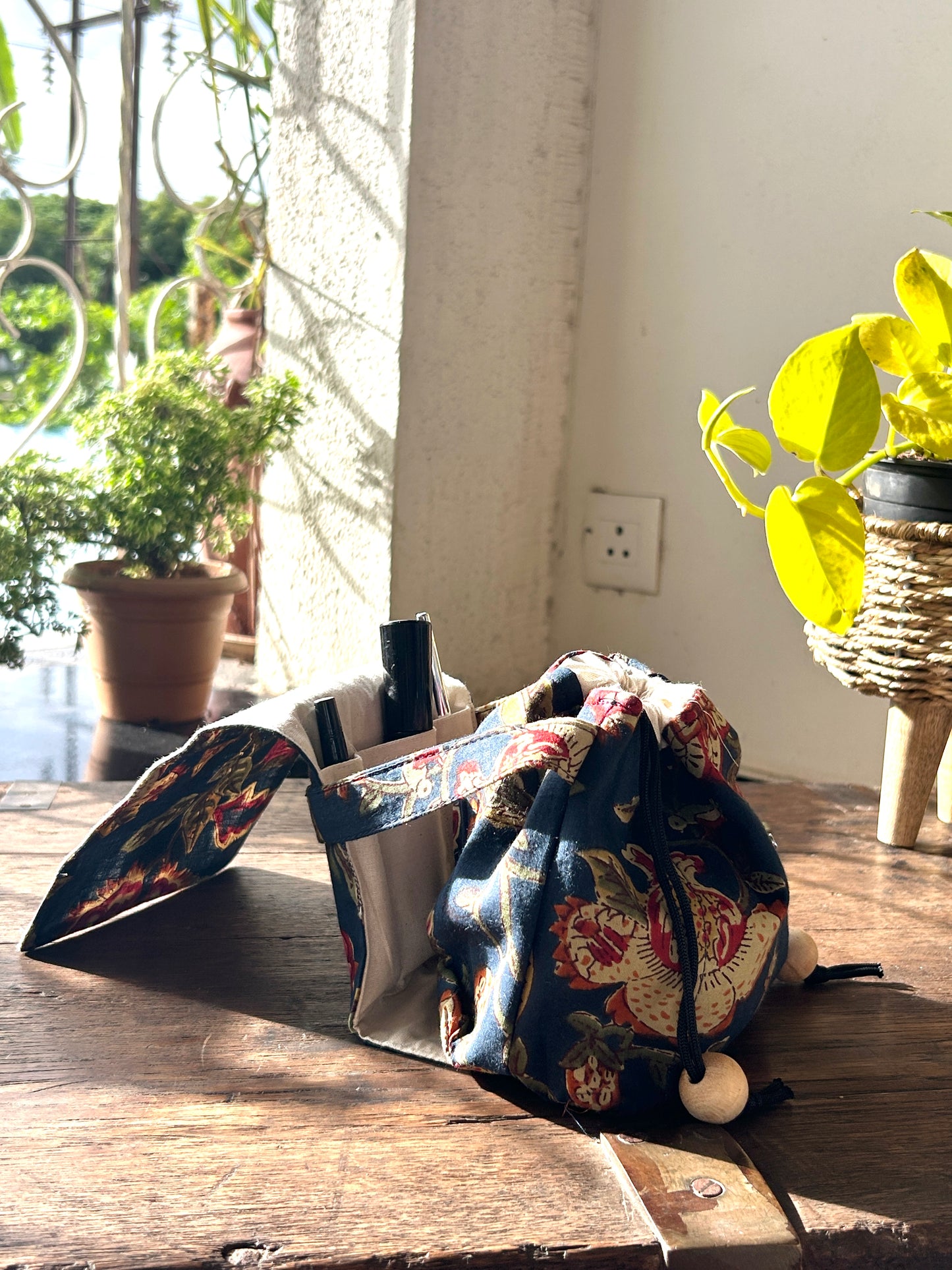Wild Petal Mini Karrier Makeup Pouch