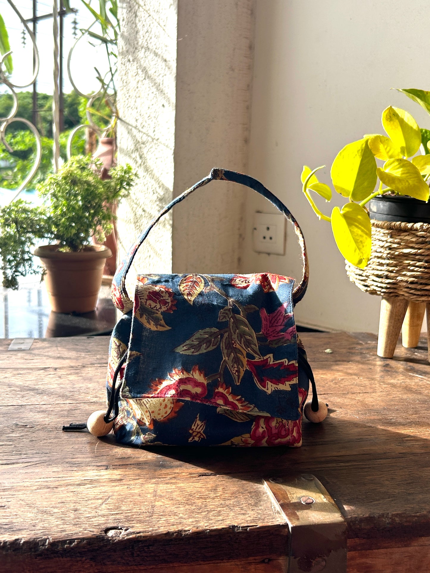 Wild Petal Mini Karrier Makeup Pouch