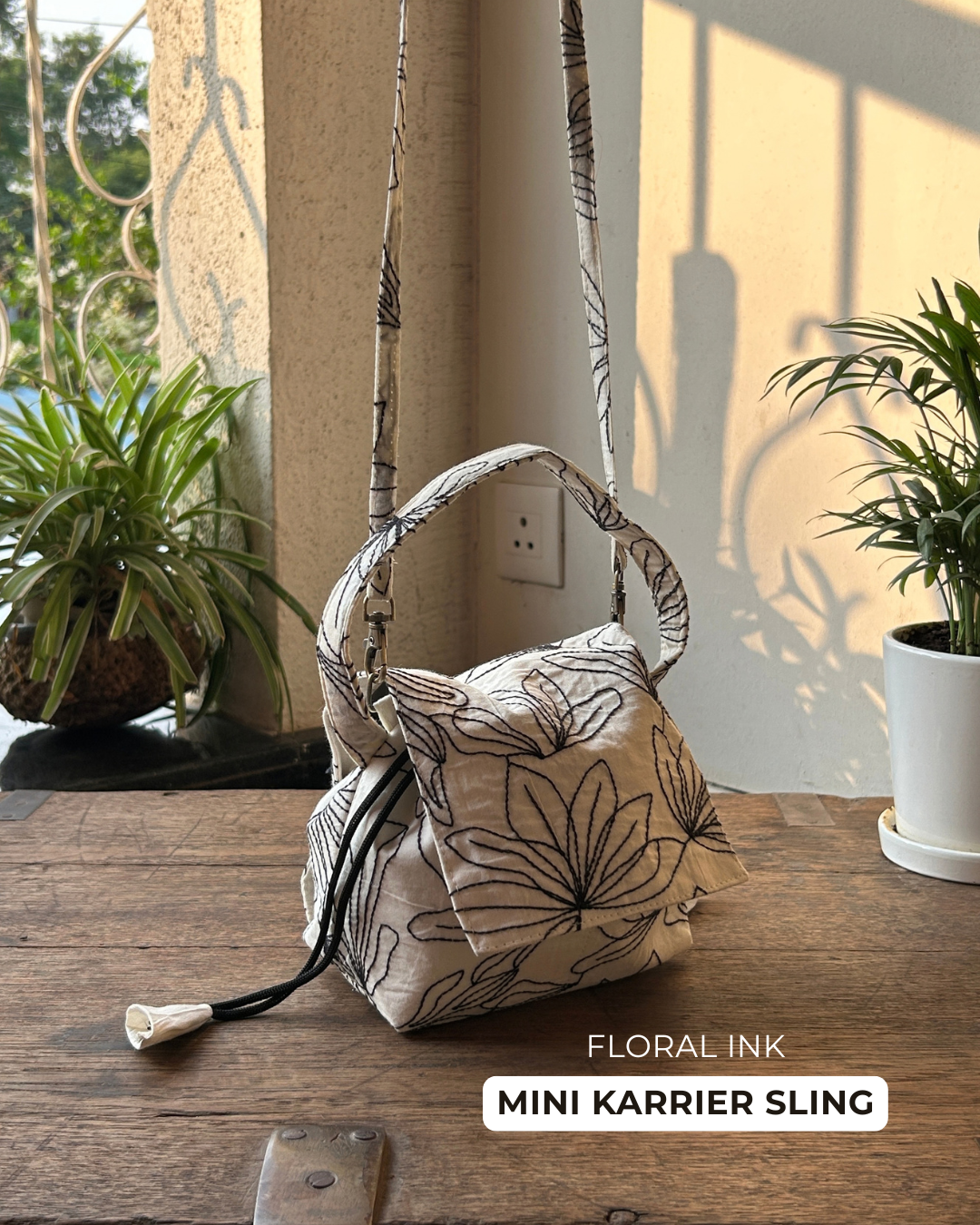 Mini Karrier Sling - Floral Ink