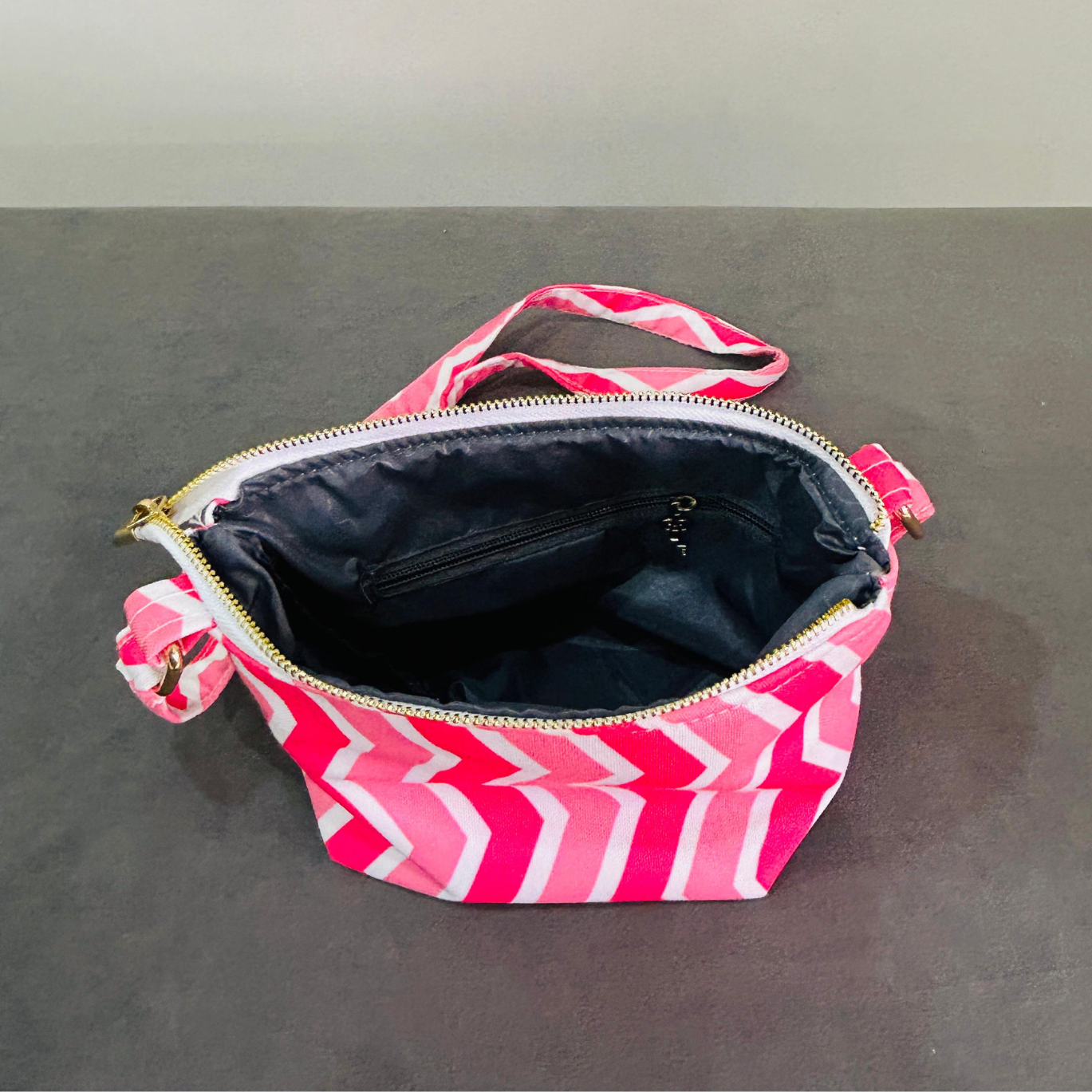 Pink Strip - Crossbody Bag